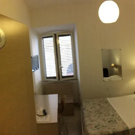 Giorni A Guest house 2*